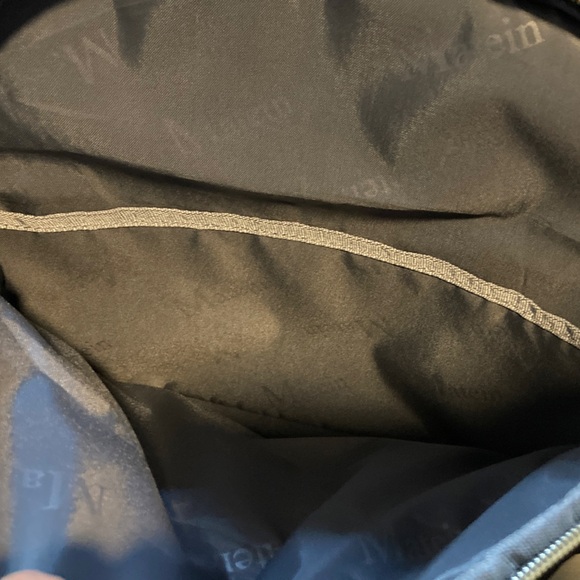 Matein Black Quilted Cooler Backpack - Picture 8 of 16